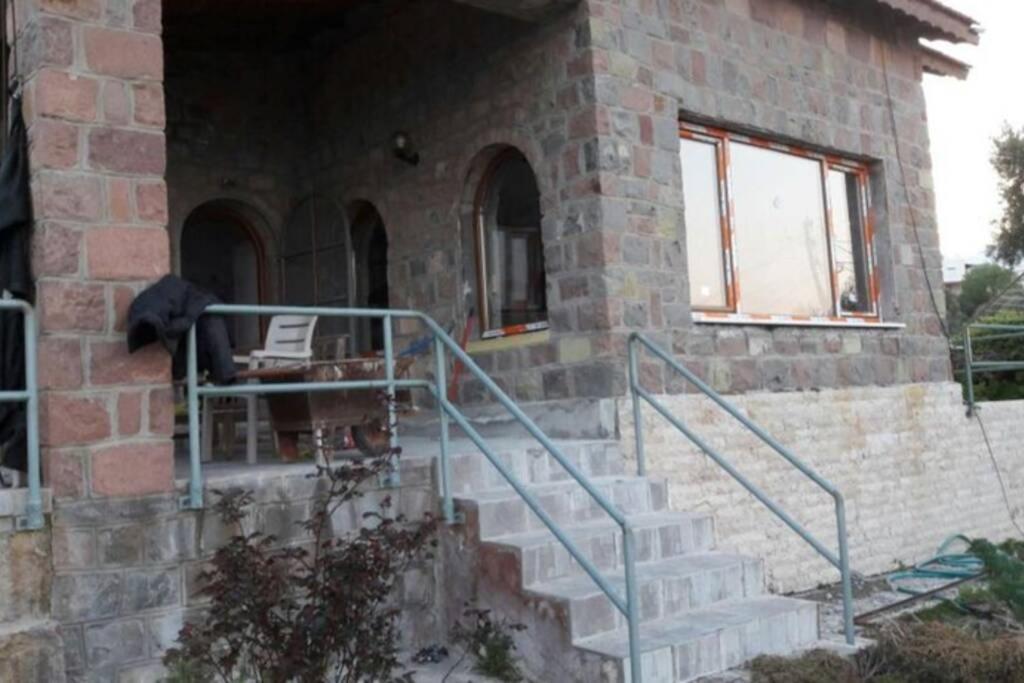 Mordogan Tas Konakta Doga Ve Deniz Tatili Villa Karaburun  Exterior photo